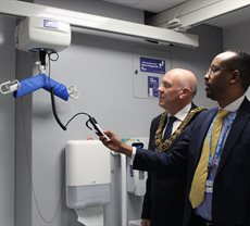 Mohamed and mayor