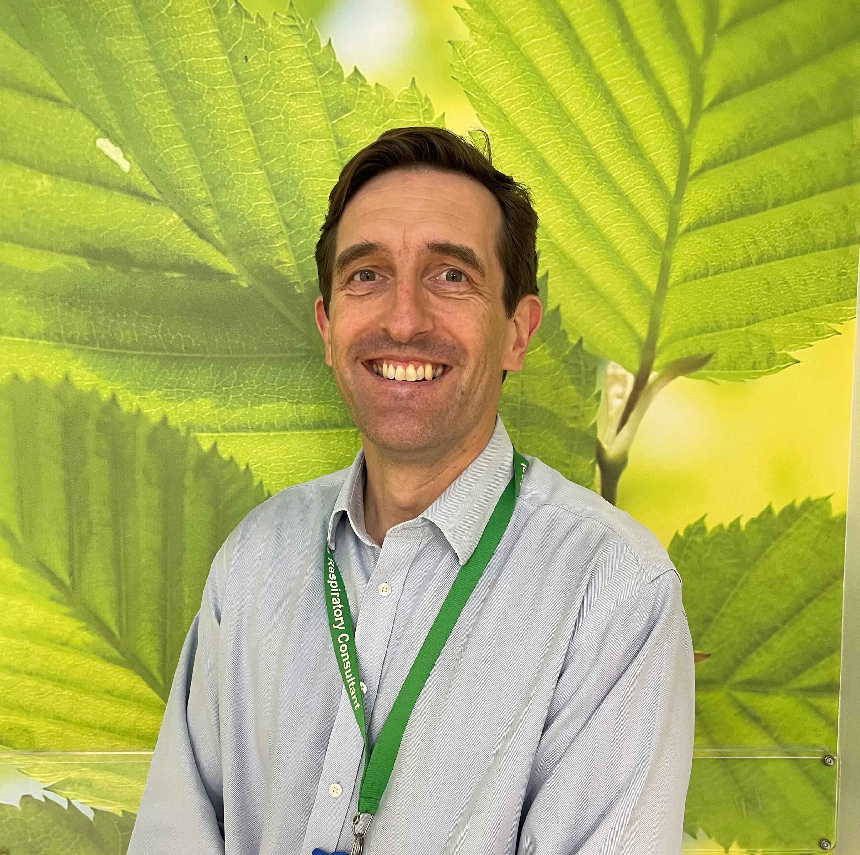 Dr Thom Daniels
