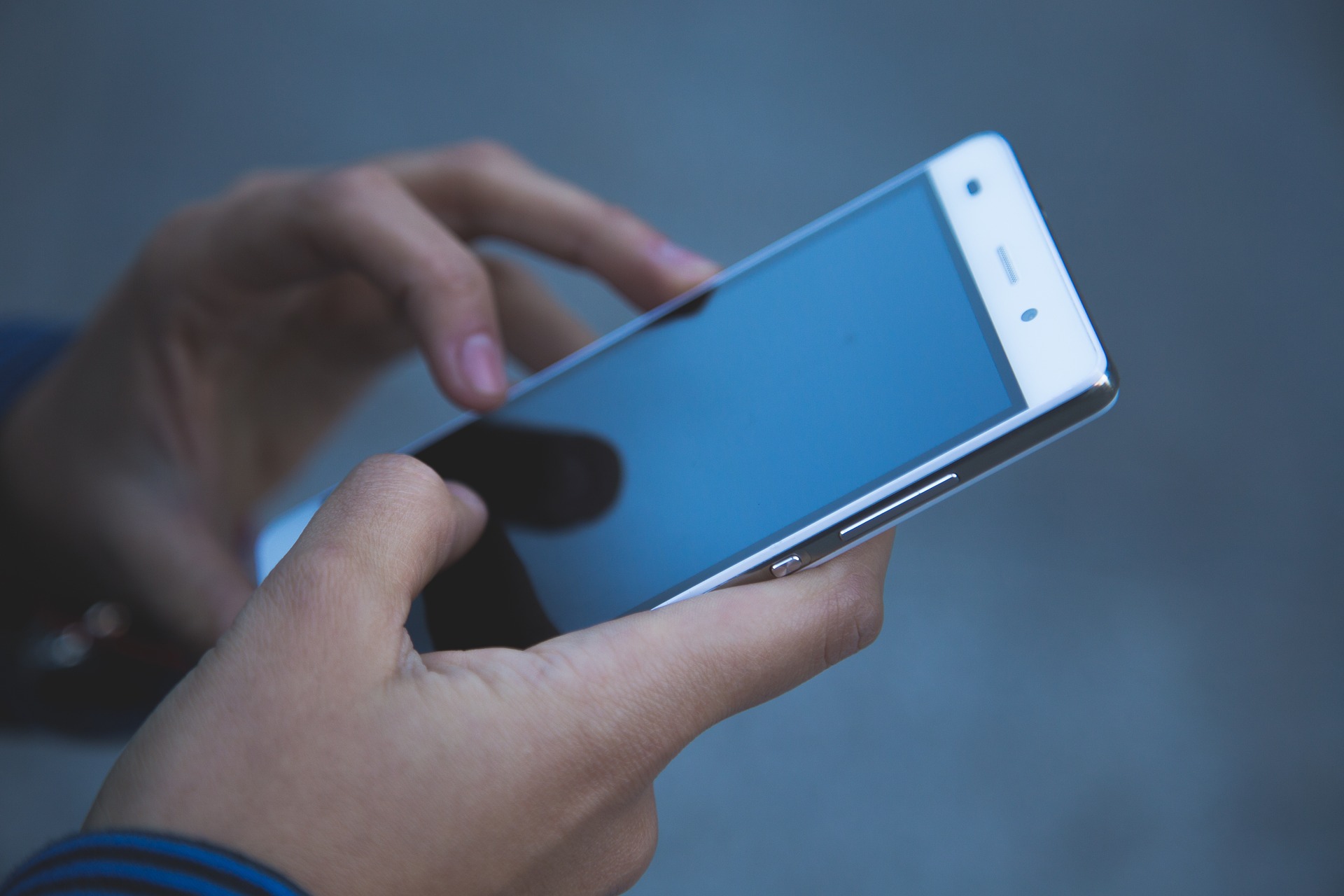 Text and email service launched for colorectal patients at University Hospital Southampton 