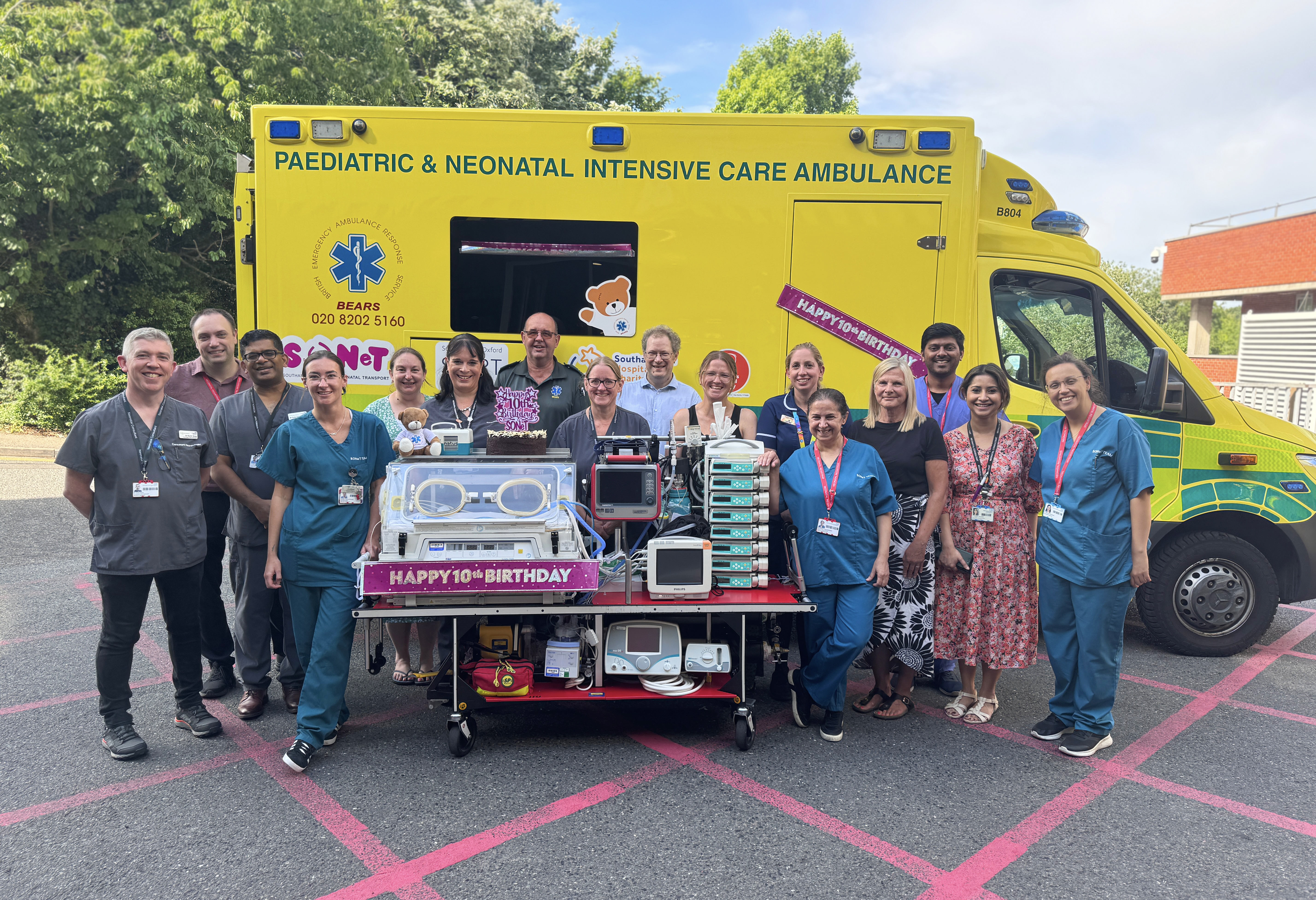 Southampton SONeT team stood with ambulance