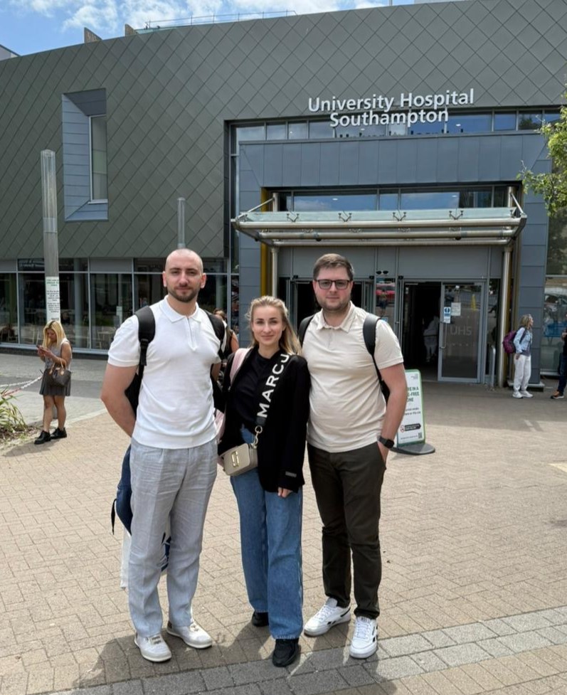 Ukrainian medics outside UHS; Alona Bezlegka with her colleagues.