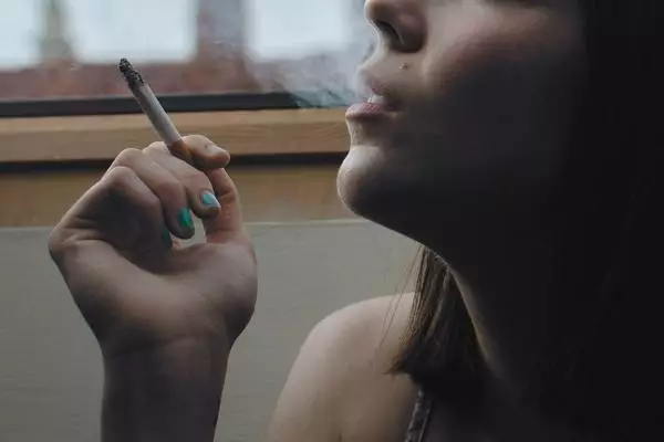 Woman smoking generic image 
