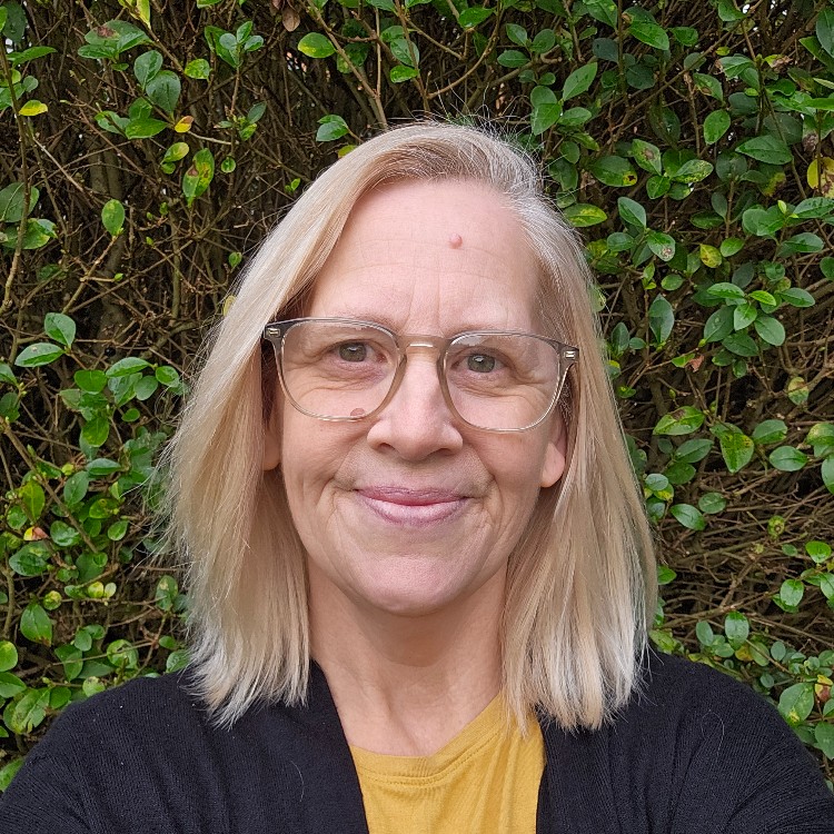 Becky Mitchell who used UHS quit services to stop smoking