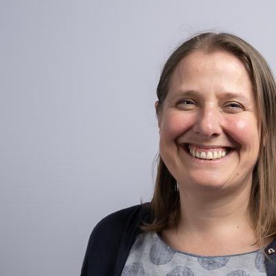 Dr Michelle Oakford