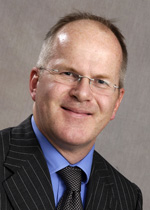 Dr Andy Eynon