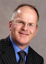Dr Andy Eynon